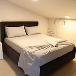 Luxury Villa 2 Km From The Sea