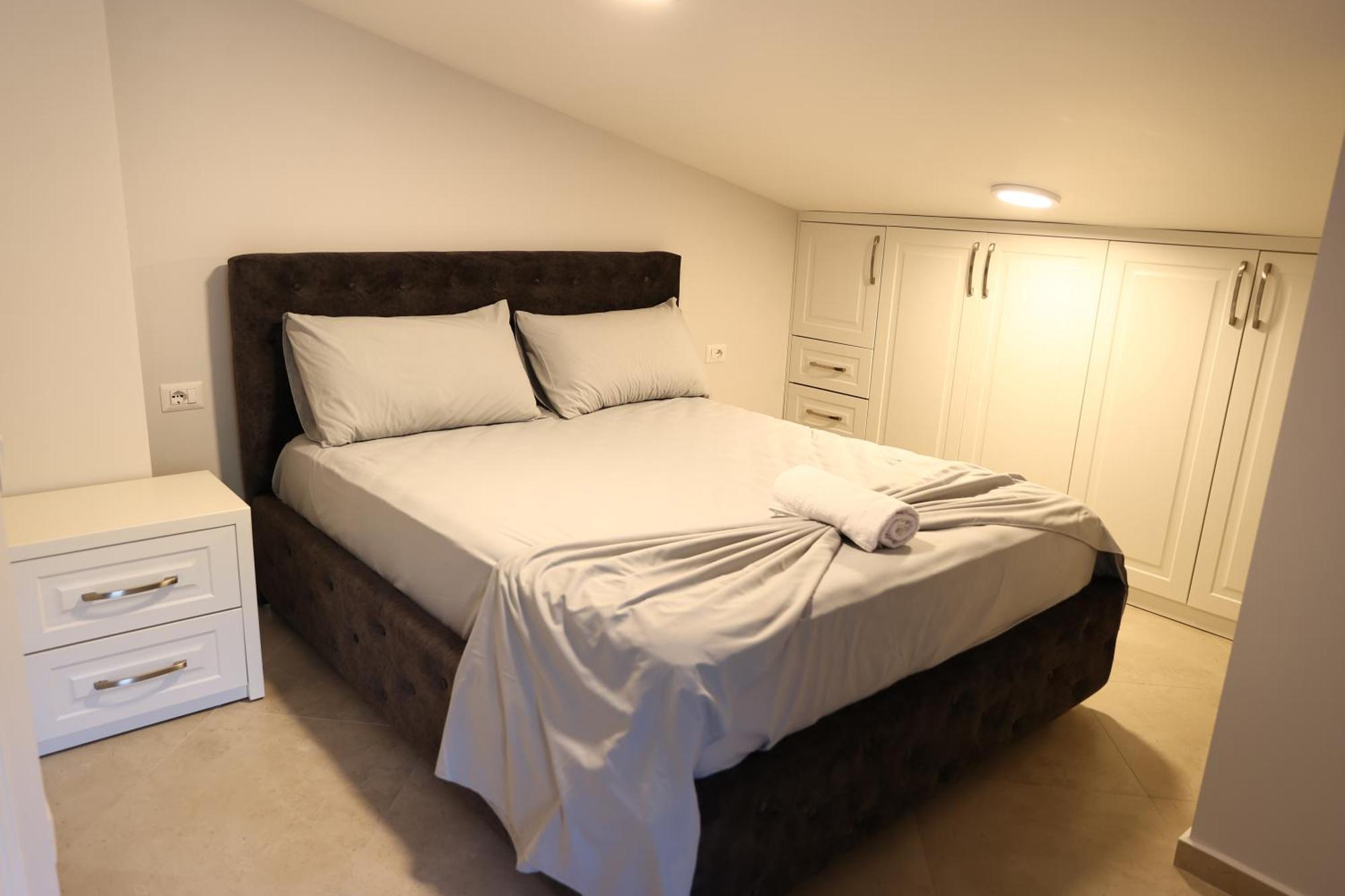 Luxury 2 Km From The Sea * Durrës