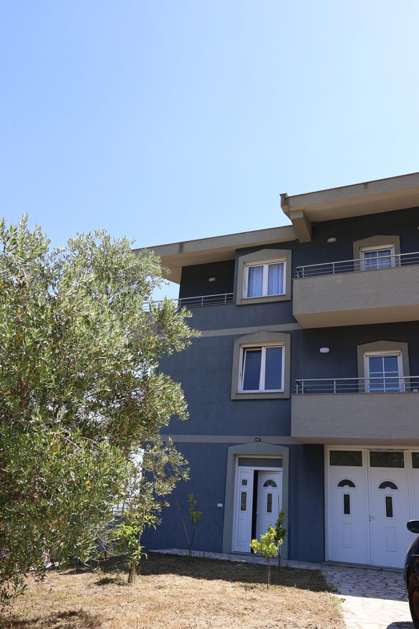 Luxury 2 Km From The Sea