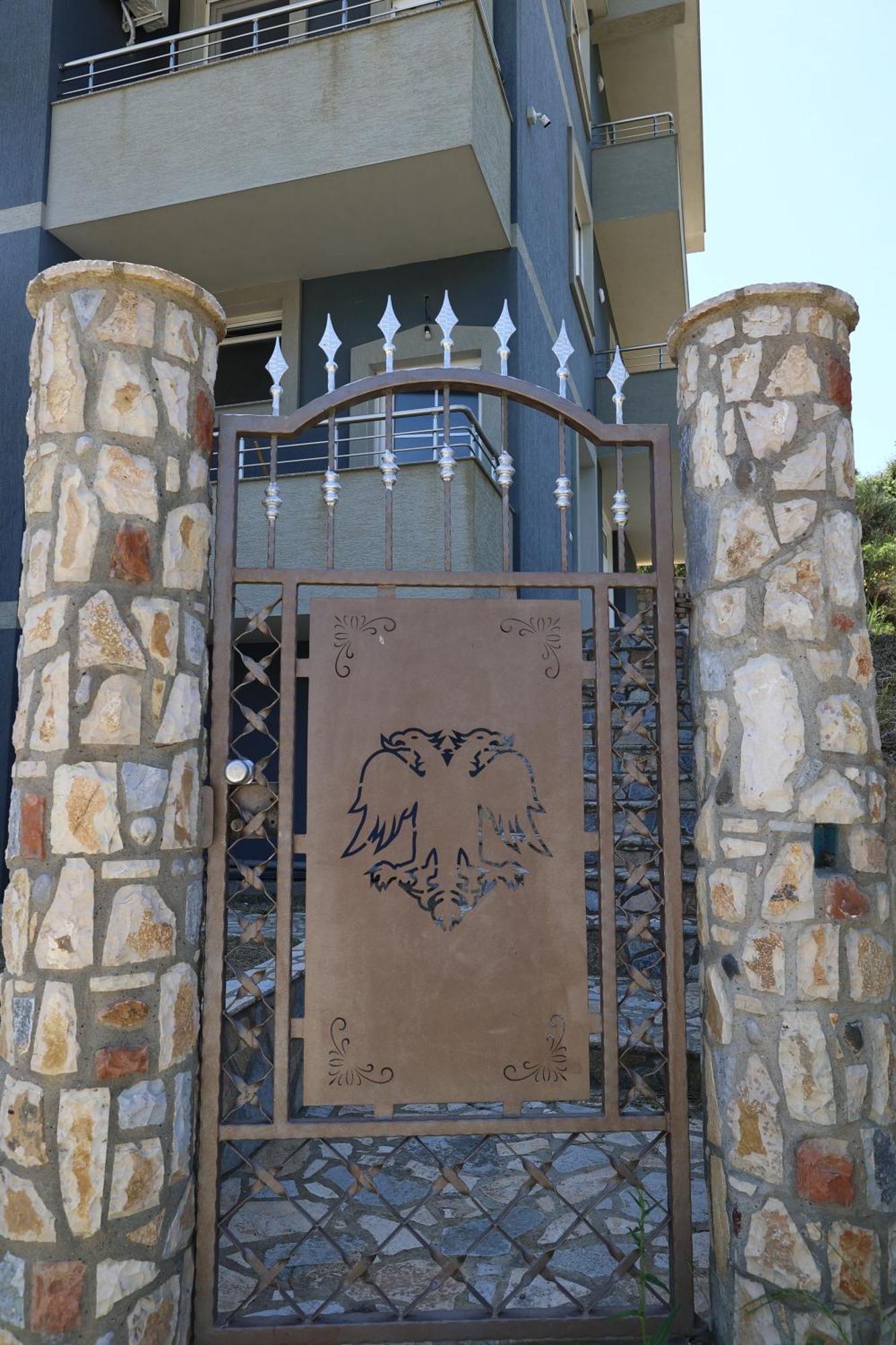 Luxury 2 Km From The Sea * Durrës